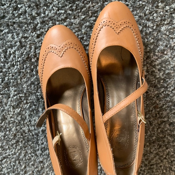 Platform heels - Picture 2 of 3